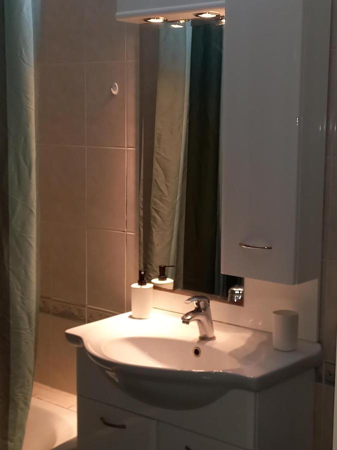 Apartament A V G E R I N O S Ateny Zewnętrze zdjęcie
